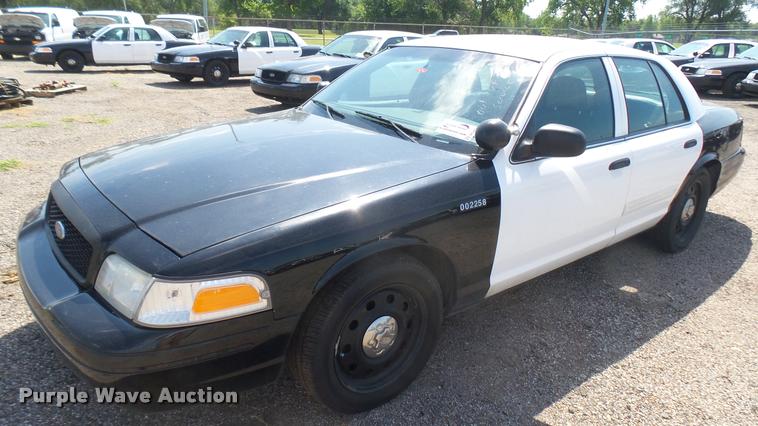 image for item DB3403 2010 Ford Crown Victoria Police Interceptor