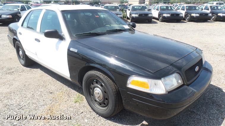image for item DB3403 2010 Ford Crown Victoria Police Interceptor