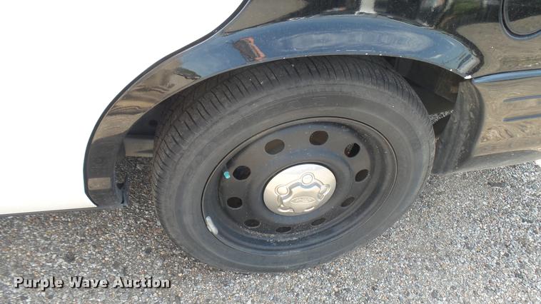 image for item DB3403 2010 Ford Crown Victoria Police Interceptor