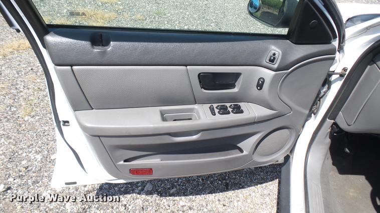 image for item DB3404 2006 Ford Taurus SE