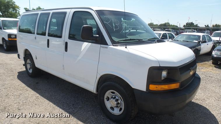 image for item DB3405 2011 Chevrolet Express 2500 Cargo van