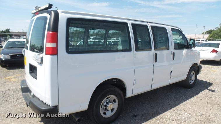 image for item DB3405 2011 Chevrolet Express 2500 Cargo van