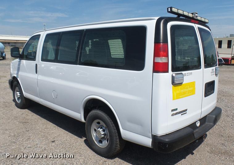 image for item DB3405 2011 Chevrolet Express 2500 Cargo van
