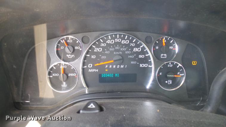 image for item DB3405 2011 Chevrolet Express 2500 Cargo van