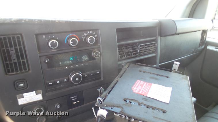 image for item DB3405 2011 Chevrolet Express 2500 Cargo van
