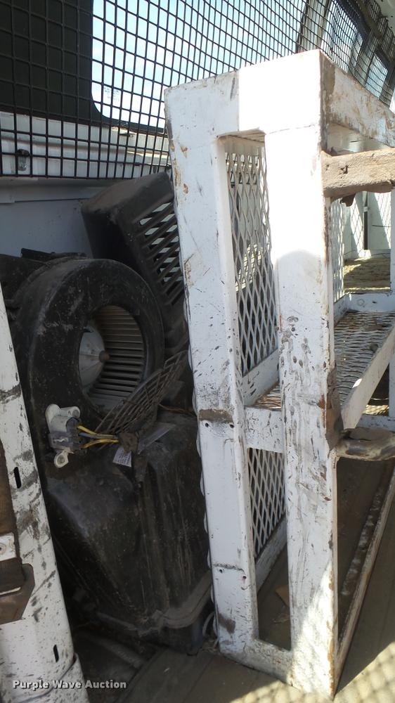 image for item DB3405 2011 Chevrolet Express 2500 Cargo van