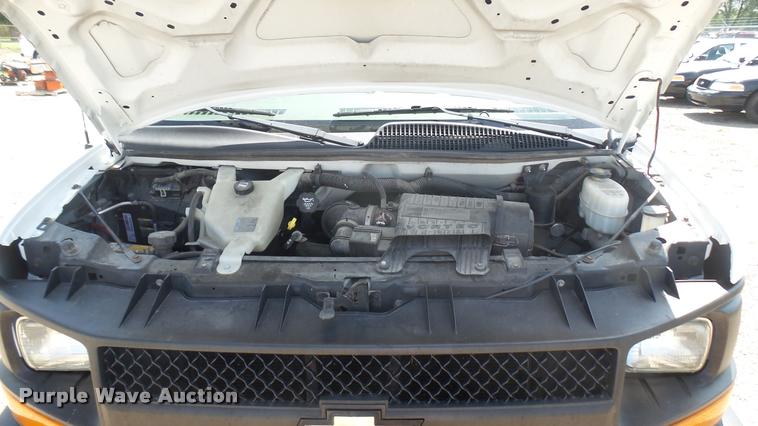 image for item DB3405 2011 Chevrolet Express 2500 Cargo van