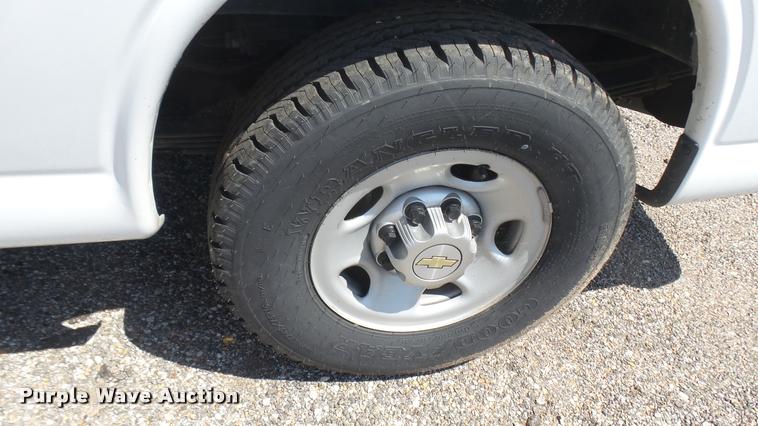 image for item DB3406 2014 Chevrolet Express 2500 Cargo van