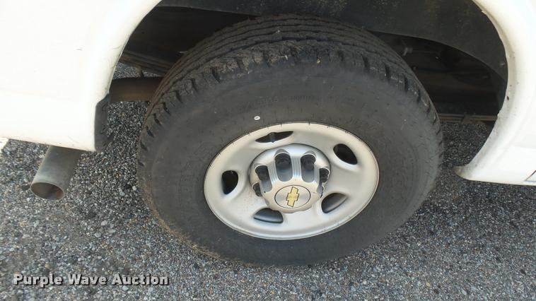 image for item DB3406 2014 Chevrolet Express 2500 Cargo van