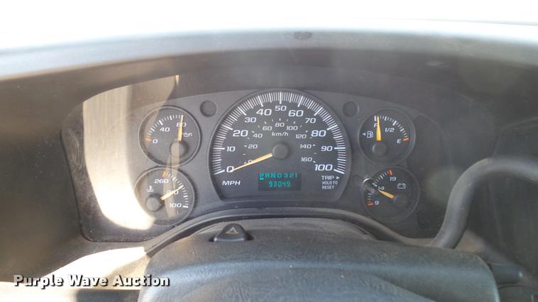 image for item DB3407 2005 Chevrolet Express 2500 Cargo van