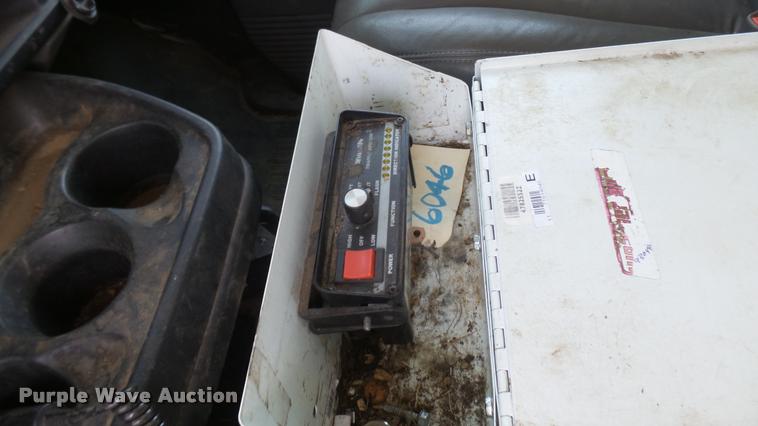 image for item DB3407 2005 Chevrolet Express 2500 Cargo van