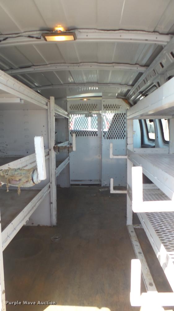 image for item DB3407 2005 Chevrolet Express 2500 Cargo van