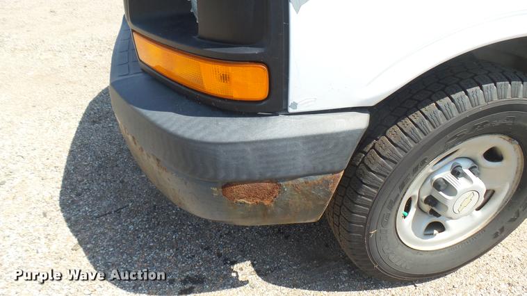 image for item DB3407 2005 Chevrolet Express 2500 Cargo van