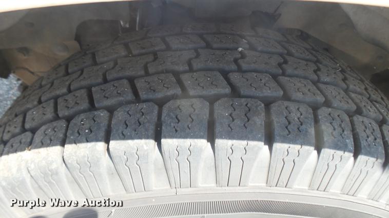 image for item DB3407 2005 Chevrolet Express 2500 Cargo van