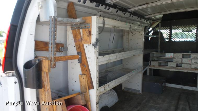 image for item DB3408 2005 Chevrolet Express 2500 Cargo van