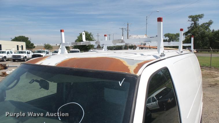 image for item DB3408 2005 Chevrolet Express 2500 Cargo van