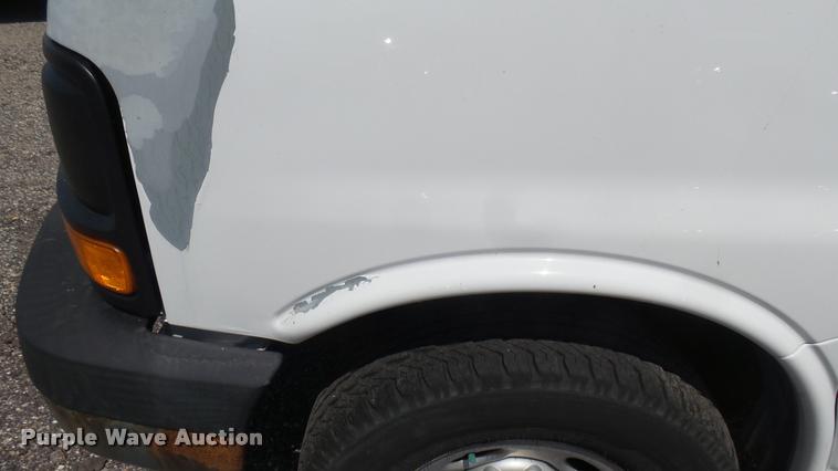 image for item DB3408 2005 Chevrolet Express 2500 Cargo van