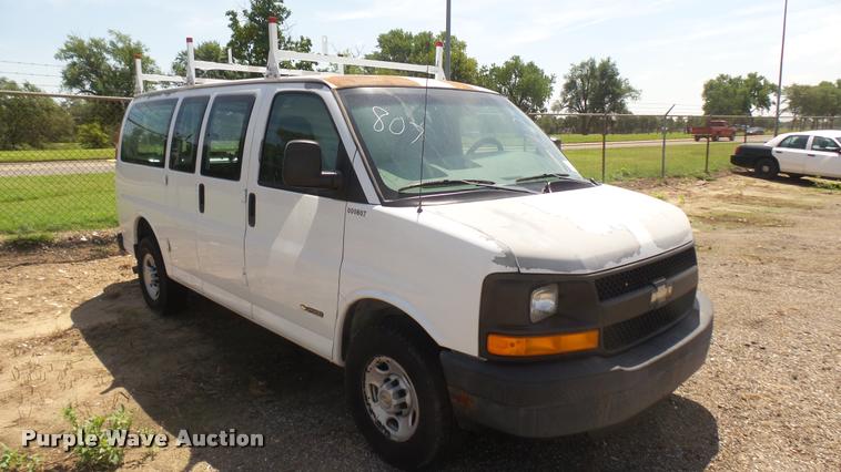 image for item DB3409 2005 Chevrolet Express 2500 Cargo van