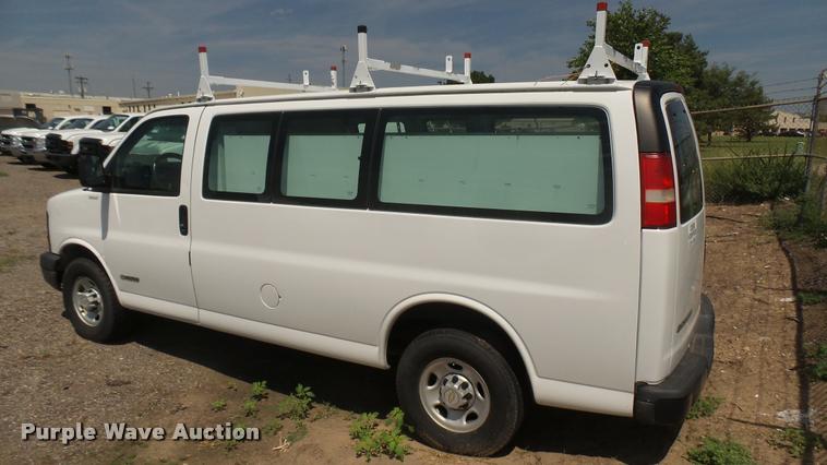 image for item DB3409 2005 Chevrolet Express 2500 Cargo van