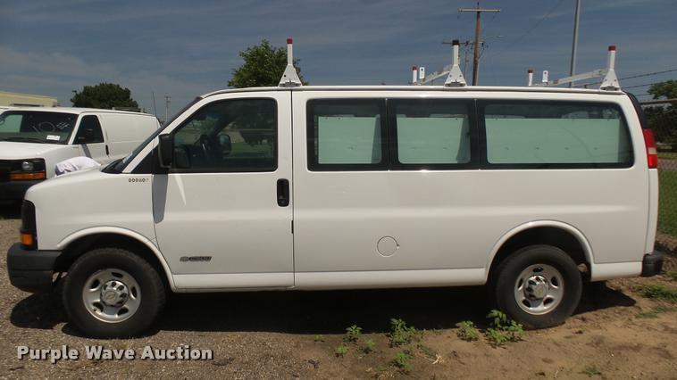 image for item DB3409 2005 Chevrolet Express 2500 Cargo van