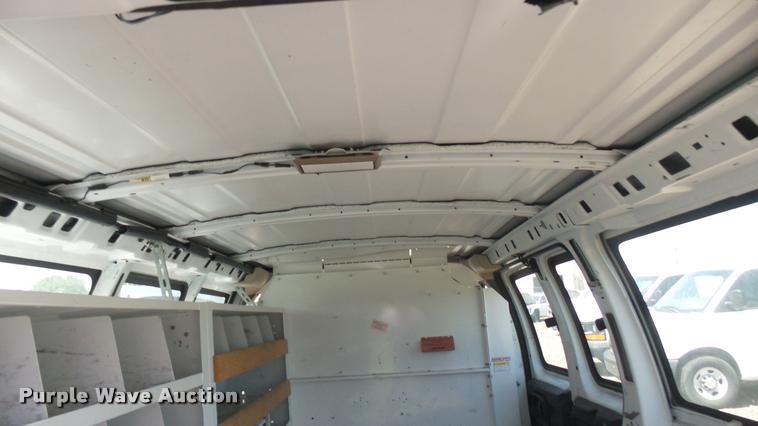 image for item DB3409 2005 Chevrolet Express 2500 Cargo van