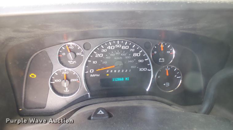 image for item DB3410 2009 Chevrolet Express 2500 Cargo animal control van