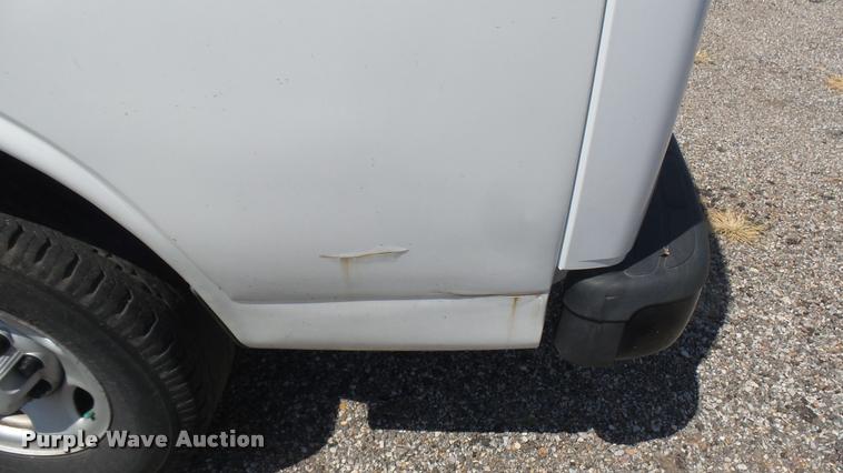 image for item DB3410 2009 Chevrolet Express 2500 Cargo animal control van