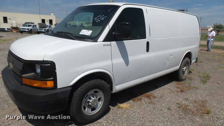 image for item DB3411 2008 Chevrolet Express 2500 Cargo animal control van