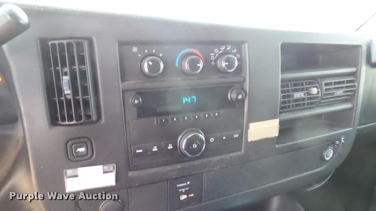 image for item DB3411 2008 Chevrolet Express 2500 Cargo animal control van