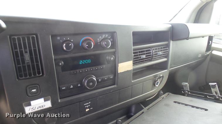 image for item DB3412 2009 Chevrolet Express 2500 Cargo animal control van