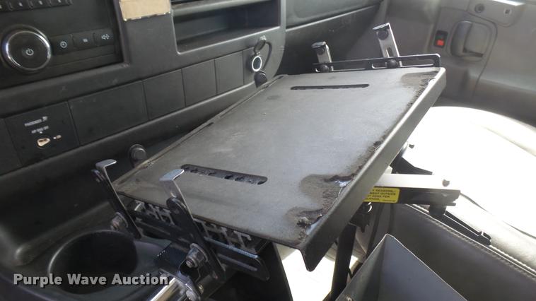 image for item DB3412 2009 Chevrolet Express 2500 Cargo animal control van