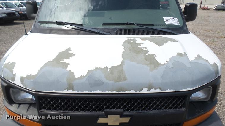 image for item DB3412 2009 Chevrolet Express 2500 Cargo animal control van