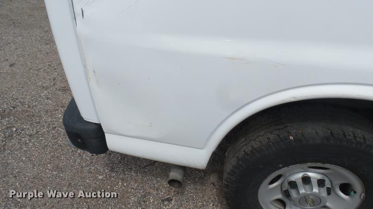 image for item DB3412 2009 Chevrolet Express 2500 Cargo animal control van