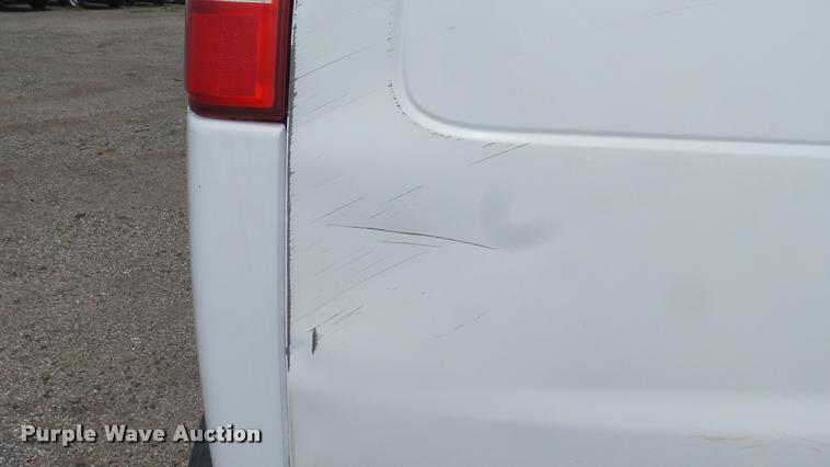 image for item DB3412 2009 Chevrolet Express 2500 Cargo animal control van