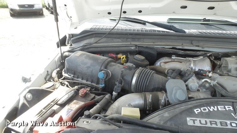 image for item DB3413 2008 Ford F250 Super Duty XL SuperCab utility bed pickup truck