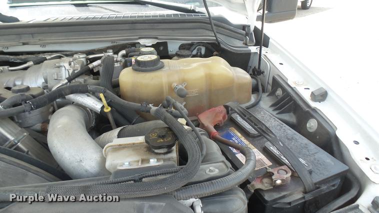 image for item DB3413 2008 Ford F250 Super Duty XL SuperCab utility bed pickup truck