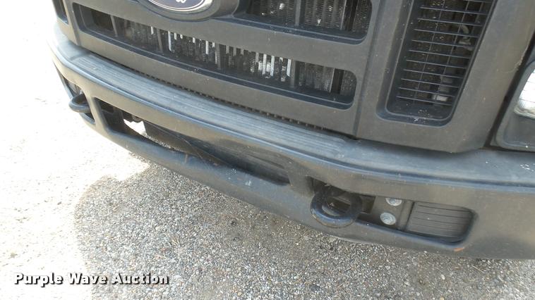 image for item DB3413 2008 Ford F250 Super Duty XL SuperCab utility bed pickup truck