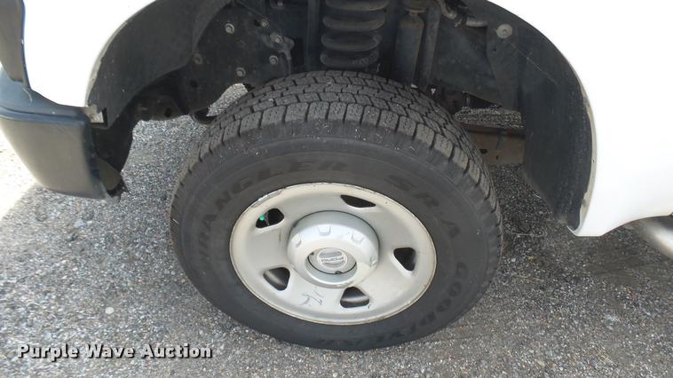 image for item DB3413 2008 Ford F250 Super Duty XL SuperCab utility bed pickup truck