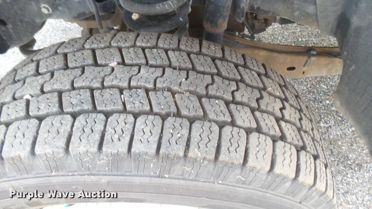 image for item DB3413 2008 Ford F250 Super Duty XL SuperCab utility bed pickup truck