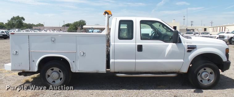 image for item DB3414 2008 Ford F250 Super Duty XL SuperCab utility bed pickup truck