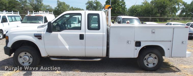 image for item DB3414 2008 Ford F250 Super Duty XL SuperCab utility bed pickup truck
