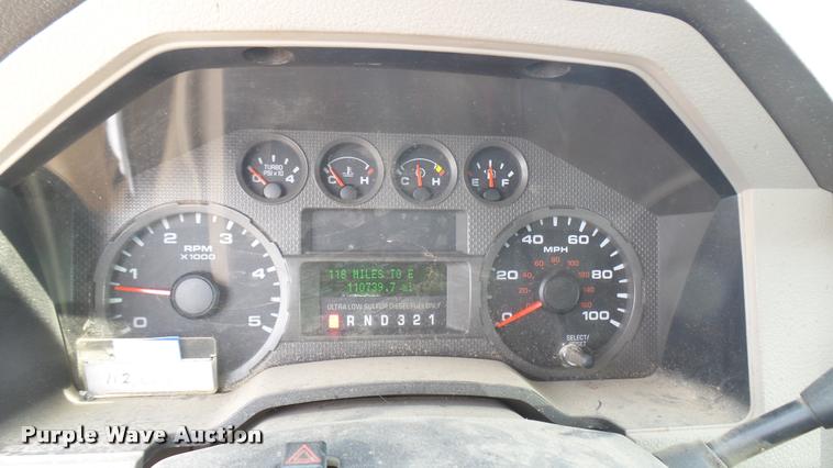 image for item DB3414 2008 Ford F250 Super Duty XL SuperCab utility bed pickup truck