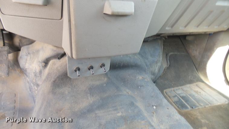 image for item DB3414 2008 Ford F250 Super Duty XL SuperCab utility bed pickup truck