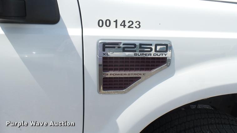 image for item DB3414 2008 Ford F250 Super Duty XL SuperCab utility bed pickup truck