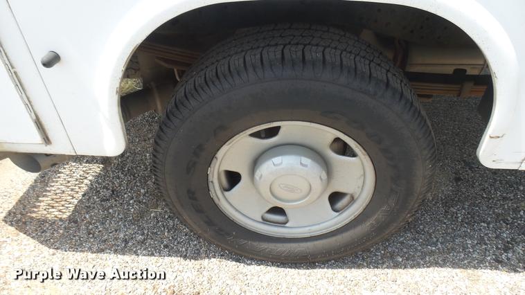 image for item DB3414 2008 Ford F250 Super Duty XL SuperCab utility bed pickup truck