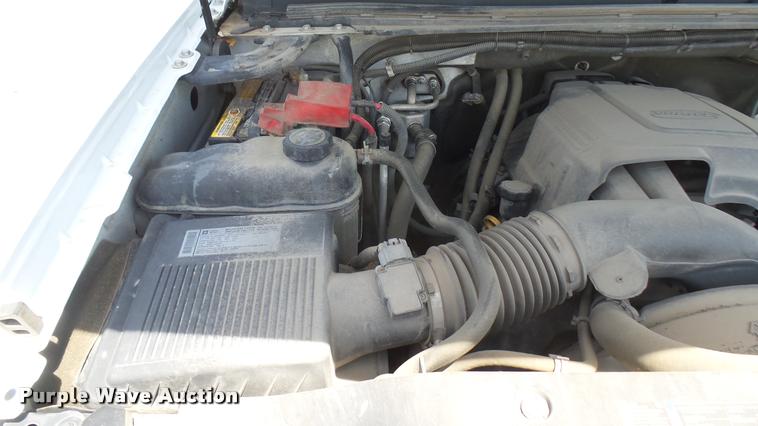 image for item DB3415 2010 Chevrolet Silverado 2500HD Ext. Cab utility bed pickup truck