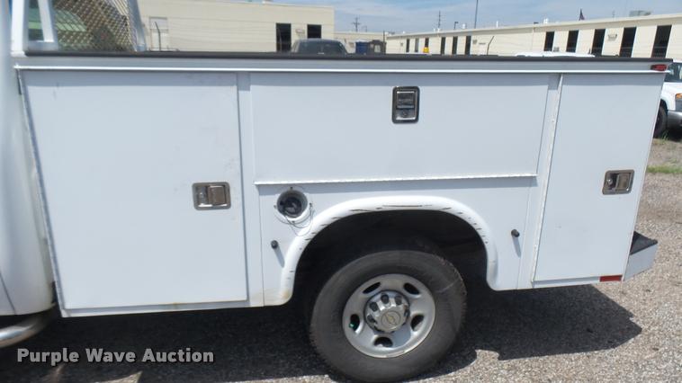 image for item DB3415 2010 Chevrolet Silverado 2500HD Ext. Cab utility bed pickup truck