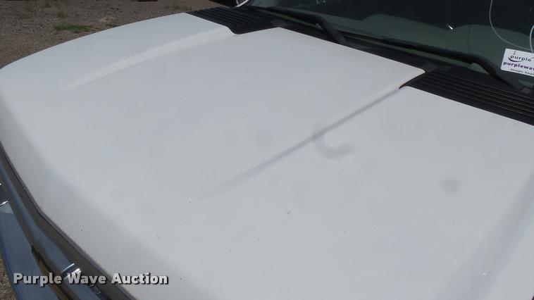 image for item DB3415 2010 Chevrolet Silverado 2500HD Ext. Cab utility bed pickup truck