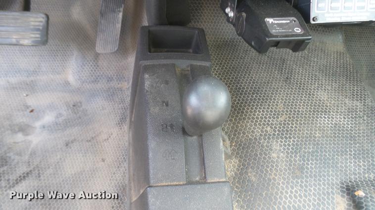 image for item DB3416 2007 Chevrolet Silverado 2500HD Crew Cab pickup truck