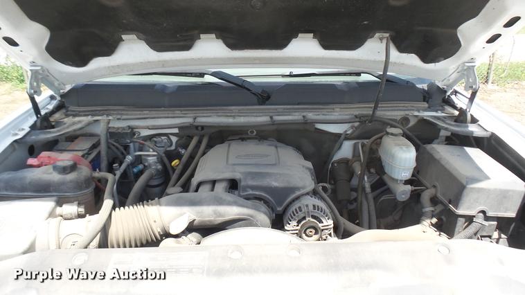 image for item DB3416 2007 Chevrolet Silverado 2500HD Crew Cab pickup truck